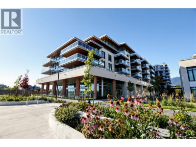 785 HARBOUR Way | North Vancouver British Columbia | Slide Image Two