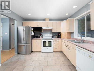 2015 CROFT Road | Prince George British Columbia | Slide Image Eleven