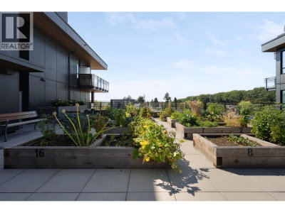 2450 GARDEN Drive | Vancouver British Columbia | Slide Image Twenty-six