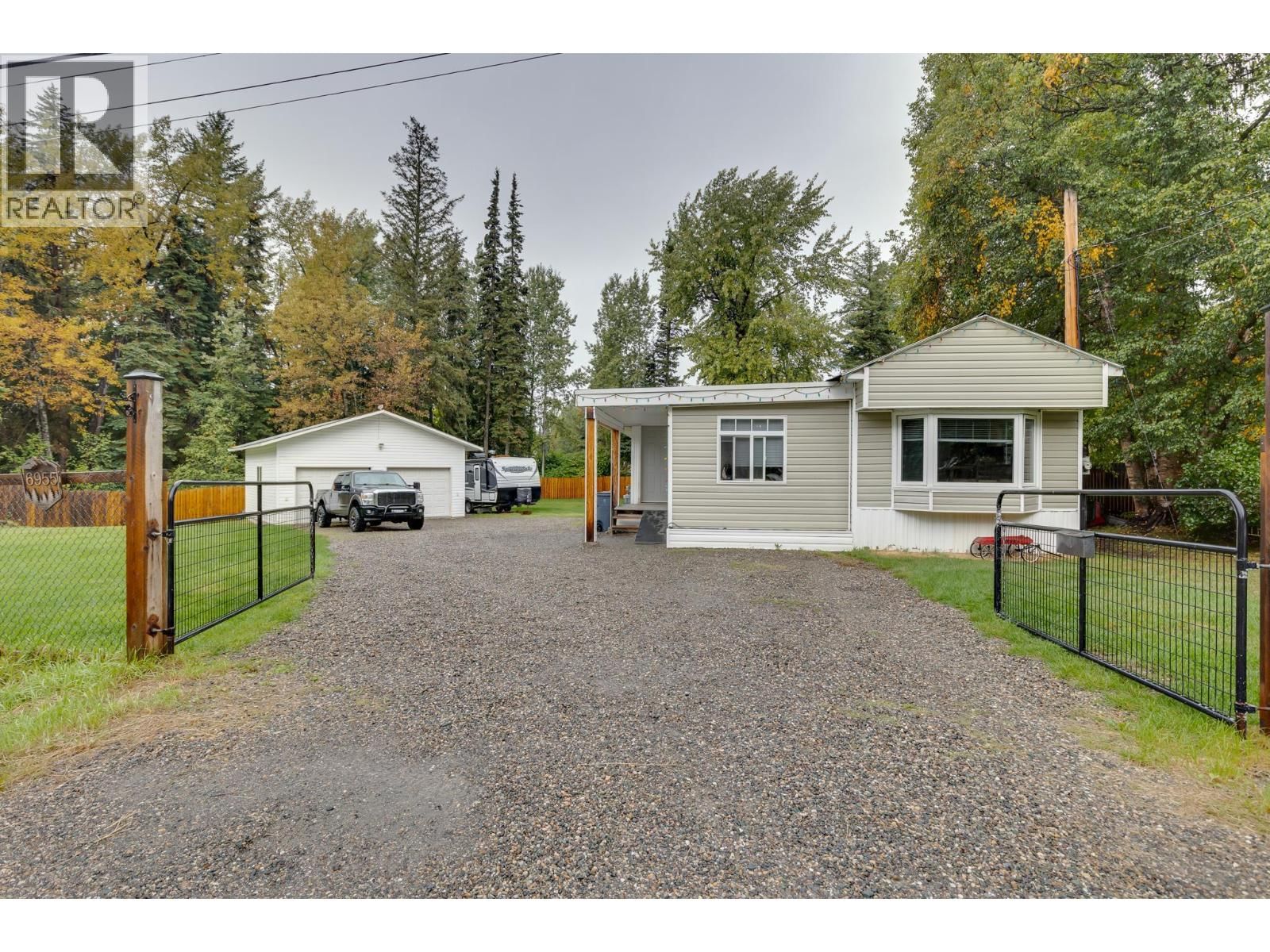 6955 ADAM Drive, Prince George, British Columbia V2K 2M9