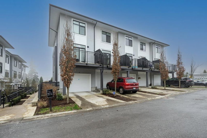 15235 SITKA Drive Surrey British Columbia, V3S 0A9 - 3 Bedrooms Home For Sale