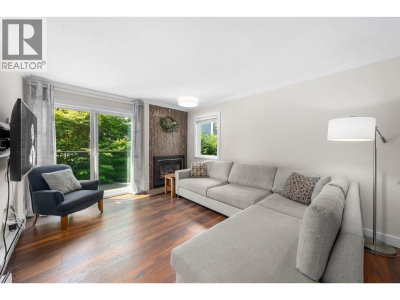 230 16TH Street | North Vancouver British Columbia | Slide Image Ten