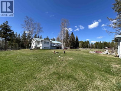 4006 BLUESTONE Road | Quesnel British Columbia | Slide Image Four
