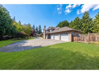 2010 132A Street | Surrey British Columbia | Slide Image Eighteen