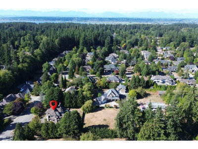 2010 132A Street | Surrey British Columbia | Slide Image Thirty-seven