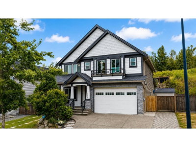 2331 CHARDONNAY Lane | Abbotsford British Columbia | Slide Image Two