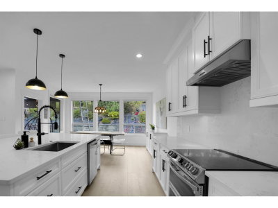 2331 CHARDONNAY Lane | Abbotsford British Columbia | Slide Image Nine