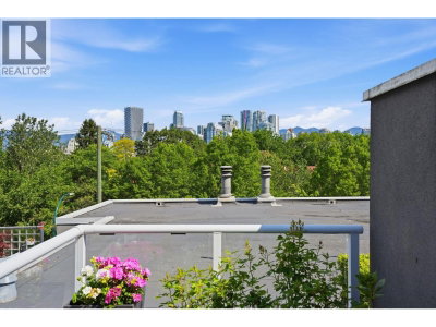 2224 SPRUCE Street | Vancouver British Columbia | Slide Image Twenty-one
