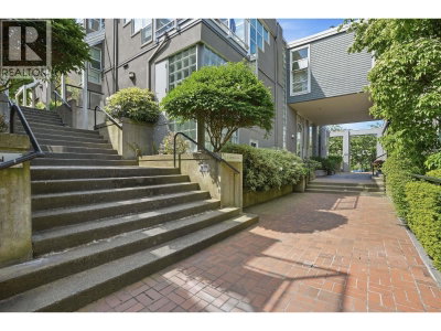 2224 SPRUCE Street | Vancouver British Columbia | Slide Image Thirty-four