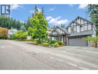 78 CLIFFWOOD Drive | Port Moody British Columbia | Slide Image Two