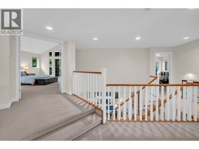 78 CLIFFWOOD Drive | Port Moody British Columbia | Slide Image Twenty