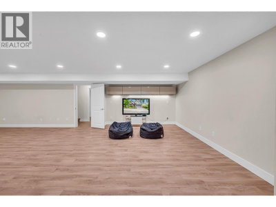 78 CLIFFWOOD Drive | Port Moody British Columbia | Slide Image Twenty-nine