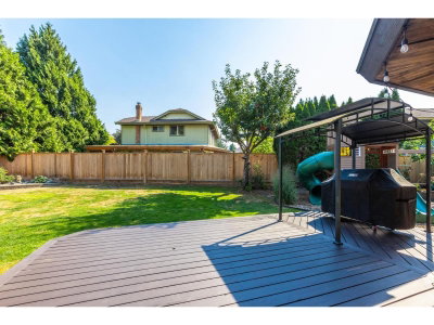 16163 BROOKSIDE Grove | Surrey British Columbia | Slide Image Thirty-three
