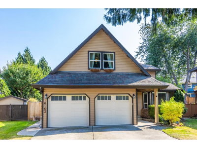 16163 BROOKSIDE Grove | Surrey British Columbia | Slide Image Four