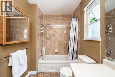 2670 BREWSTER Drive | Coquitlam British Columbia | Slide Image Twenty-nine