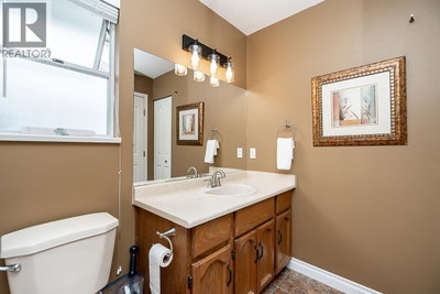 2670 BREWSTER Drive | Coquitlam British Columbia | Slide Image Thirty