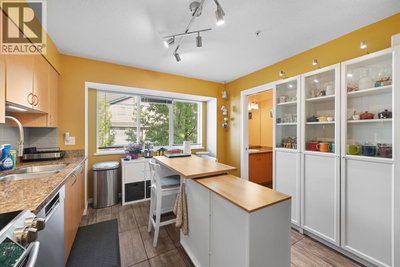 1268 RIVERSIDE Drive | Port Coquitlam British Columbia | Slide Image Fourteen