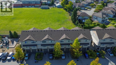 1268 RIVERSIDE Drive | Port Coquitlam British Columbia | Slide Image Two