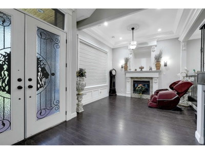 14866 62A Avenue | Surrey British Columbia | Slide Image Ten