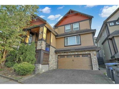 14866 62A Avenue | Surrey British Columbia | Slide Image Eight