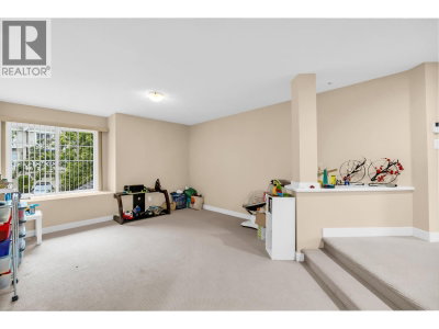 118 FERNWAY Drive | Port Moody British Columbia | Slide Image Twenty-three