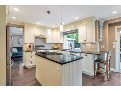 22105 45A Avenue | Langley British Columbia | Slide Image Twelve
