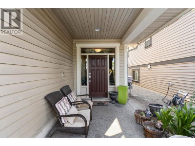 13320 236 Street | Maple Ridge British Columbia | Slide Image Five