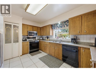 3575 COAST MERIDIAN Road | Port Coquitlam British Columbia | Slide Image Nine