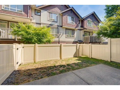 19560 68 Avenue | Surrey British Columbia | Slide Image Thirty-two