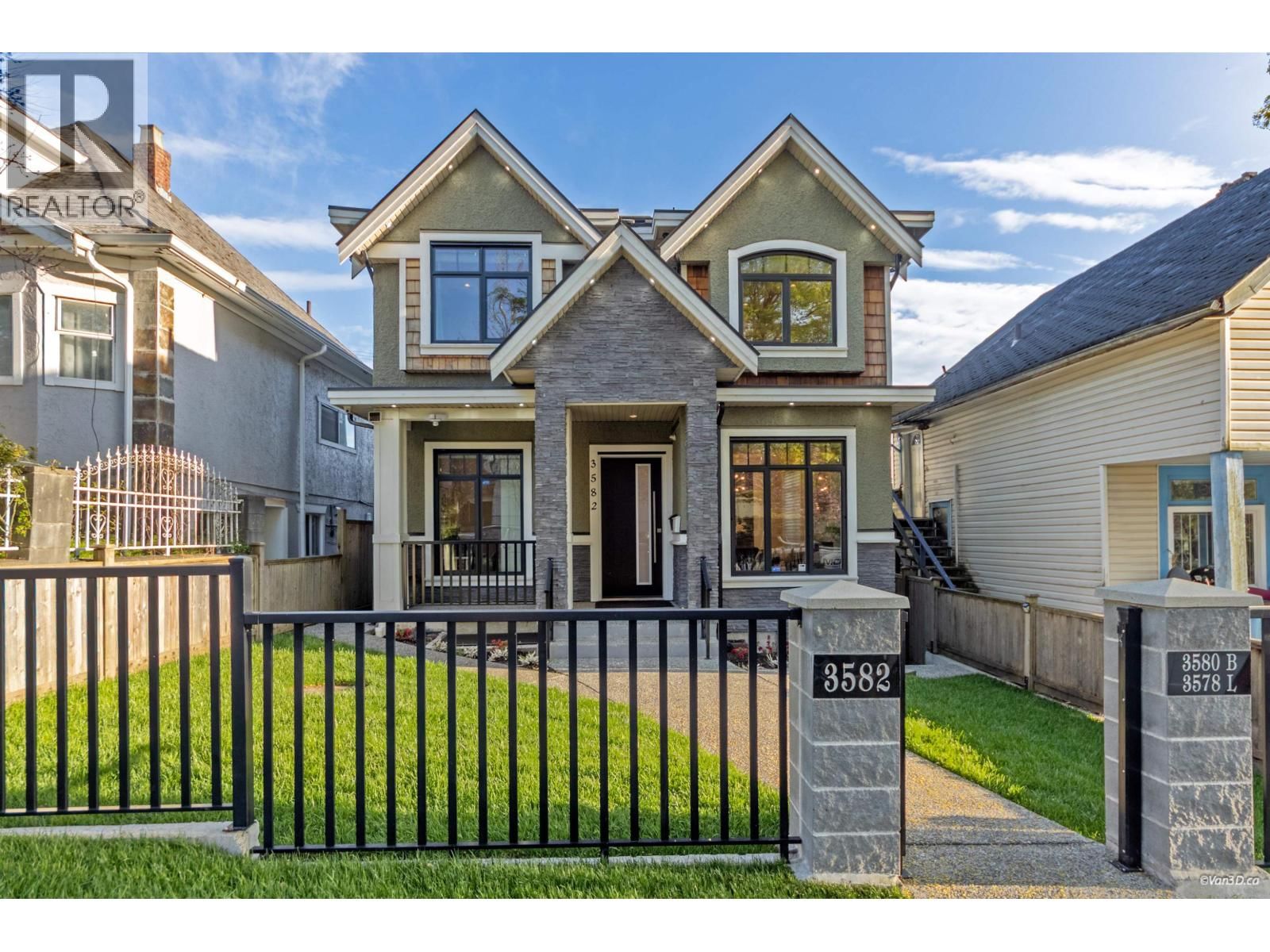 3582 FRANKLIN Street, Vancouver, British Columbia V5K 1Y5