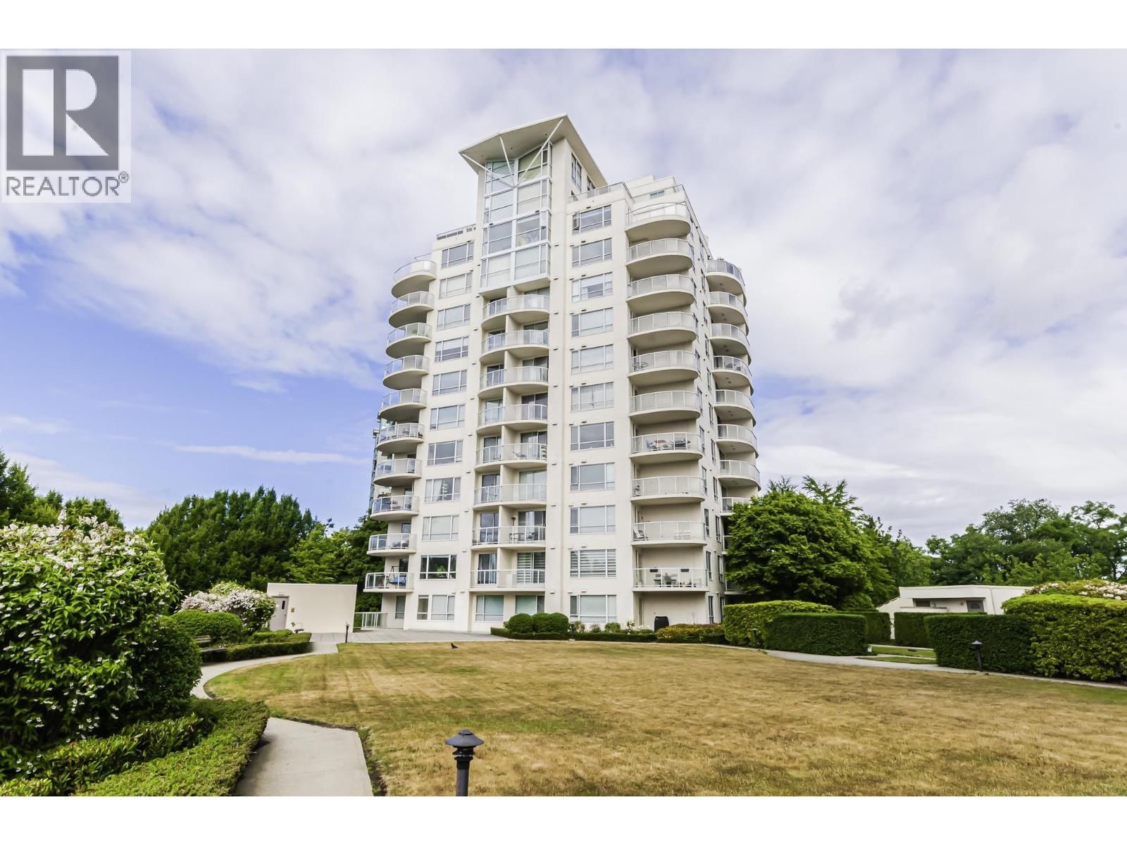 7680 GRANVILLE Avenue, Richmond, British Columbia V6Y 4B9