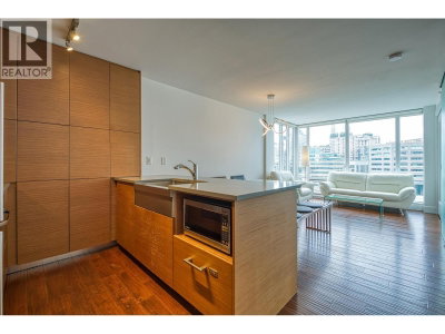 565 SMITHE Street | Vancouver British Columbia | Slide Image Nine