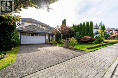 2980 CLIFFROSE Crescent | Coquitlam British Columbia | Slide Image Two