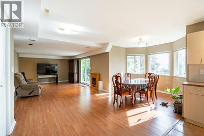 2980 CLIFFROSE Crescent | Coquitlam British Columbia | Slide Image Twenty-seven