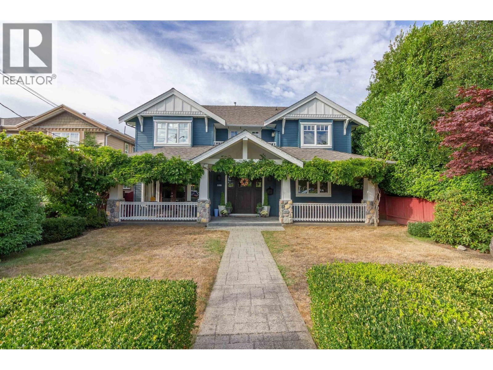 358 14TH Street, North Vancouver, British Columbia V7L 2N6