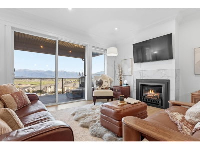 50778 LEDGESTONE Place | Chilliwack British Columbia | Slide Image Two