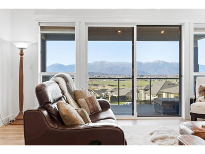 50778 LEDGESTONE Place | Chilliwack British Columbia | Slide Image Twenty