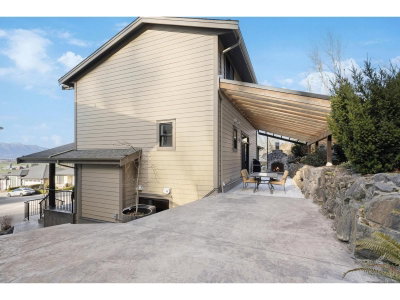50778 LEDGESTONE Place | Chilliwack British Columbia | Slide Image Thirty-seven
