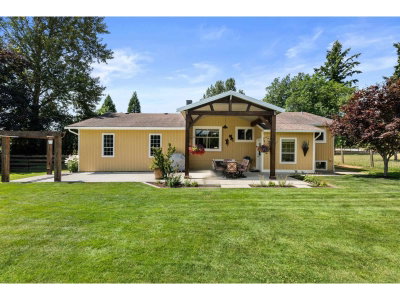 10268 YOUNG Road | Chilliwack British Columbia | Slide Image Twenty-two