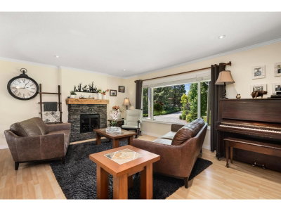 10268 YOUNG Road | Chilliwack British Columbia | Slide Image Five