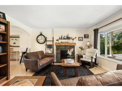 10268 YOUNG Road | Chilliwack British Columbia | Slide Image Six