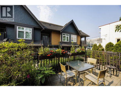 263 5TH Street | North Vancouver British Columbia | Slide Image Two