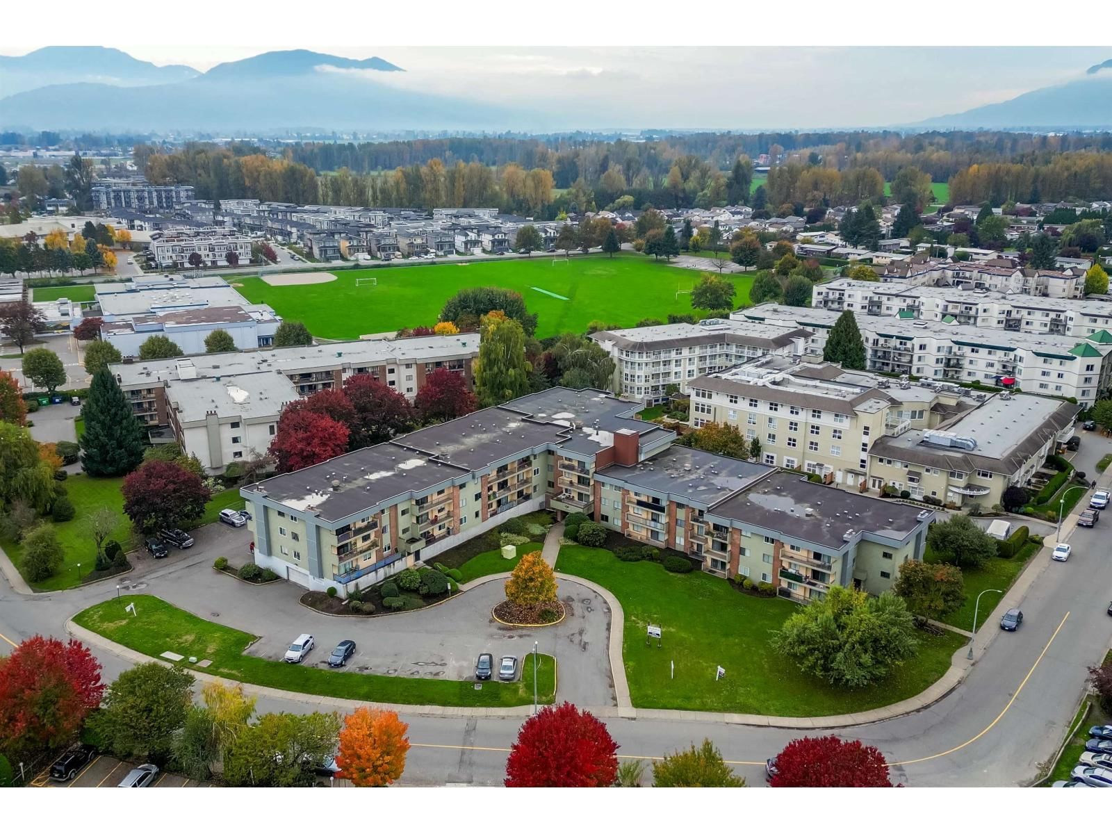 45598 MCINTOSH Drive, Chilliwack, British Columbia V2P 7J3