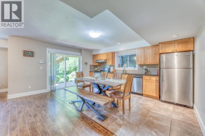 1338 FIFESHIRE Street | Coquitlam British Columbia | Slide Image Twenty-eight