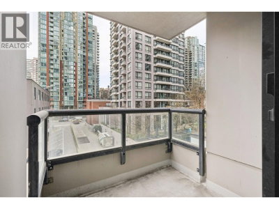 977 MAINLAND Street | Vancouver British Columbia | Slide Image Eight
