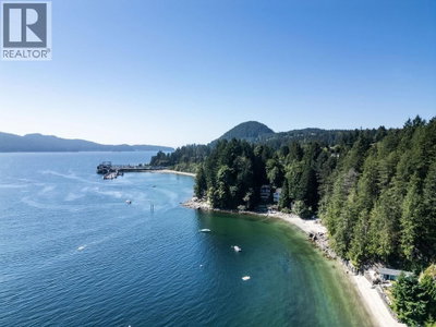 1573 SMITH Road | Gibsons British Columbia | Slide Image Eight