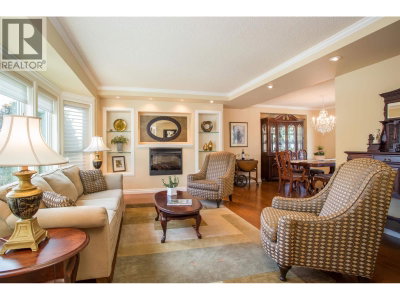 829 ALAMA Avenue | Coquitlam British Columbia | Slide Image Nine