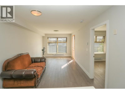 2408 BROADWAY | Vancouver British Columbia | Slide Image Ten