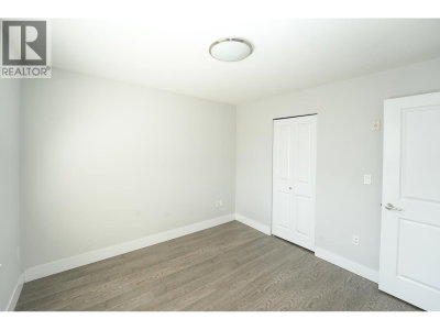 2408 BROADWAY | Vancouver British Columbia | Slide Image Eight