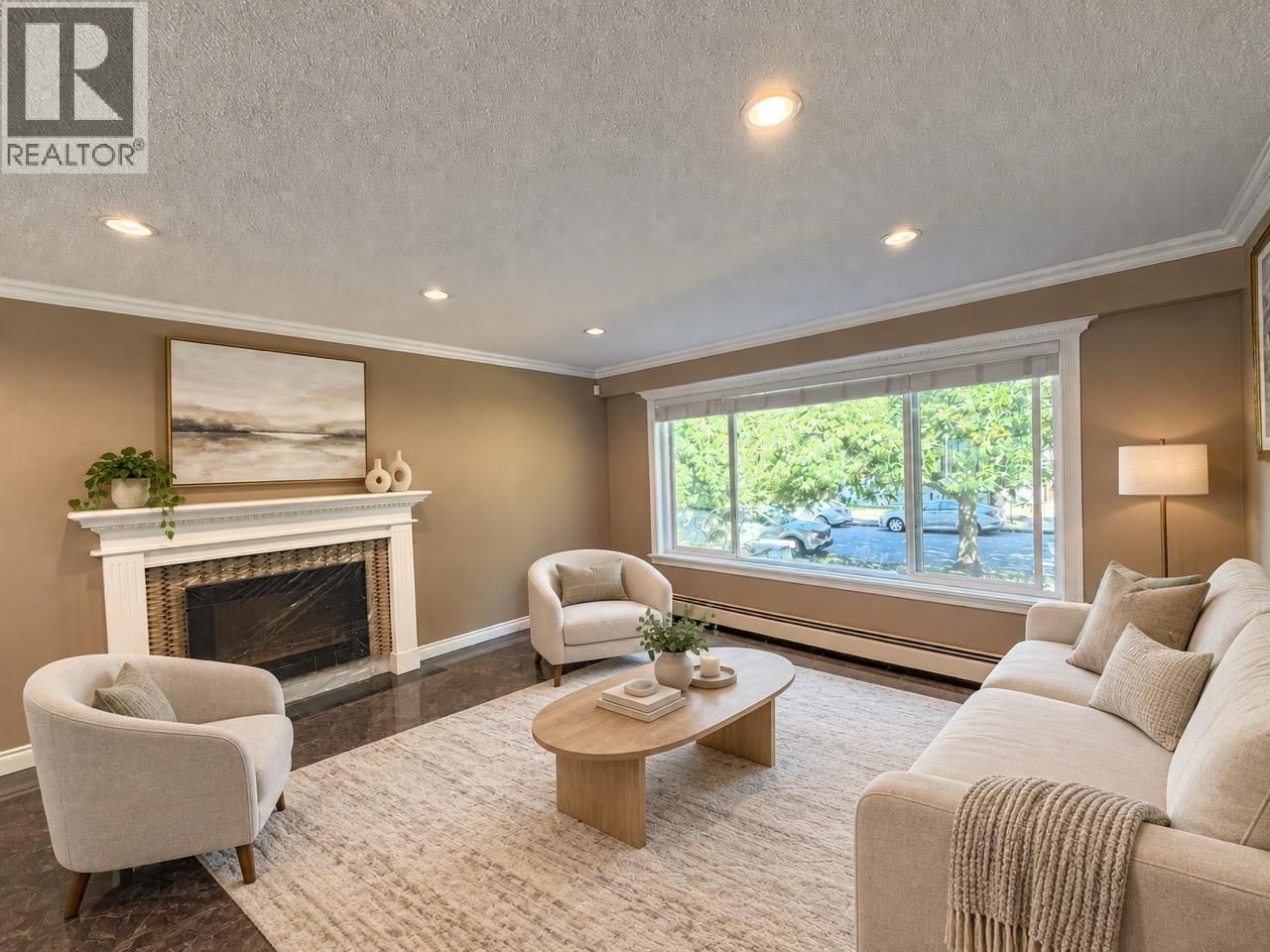5885 LINCOLN Street, Vancouver, British Columbia V5R 4P8